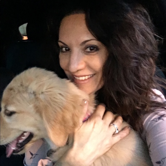 Meet your Posher, Kara - Picture 2 of 3